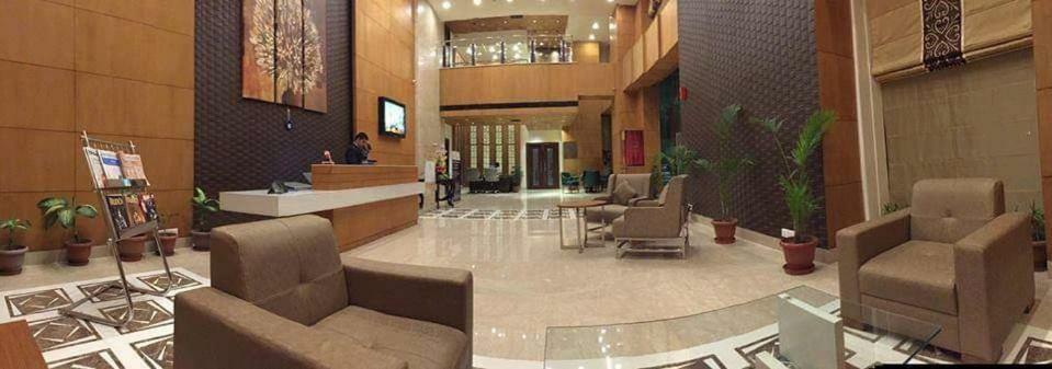 Hotel Delite Grand Фаридабад Экстерьер фото